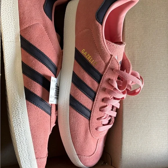 Adidas Gazelle Glow Pink Aurora Black Suede Sneakers NWT Men's 10/ Women's 11.5 - Picture 4 of 7